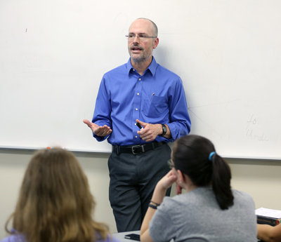 Matt Livesey teaches a class Thursday, Sept. 18, in the Robert S. Swanson Library and Learning Center.